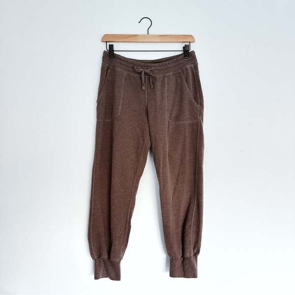 Patagonia Women's Ahnya Pant - Topsoil Brown - Size XS - Picture 2 of 8